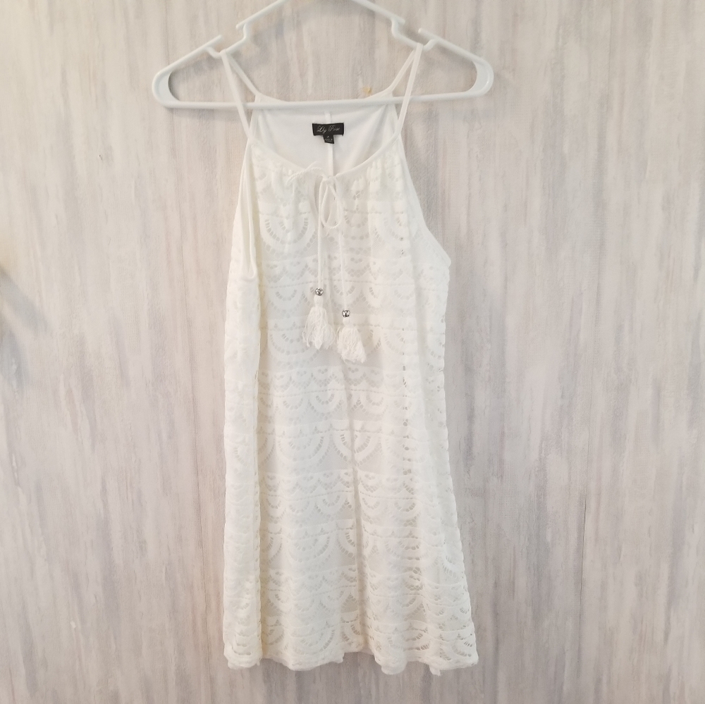 White lace flowy mini dress